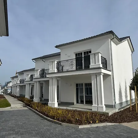 Ξενοδοχείο Villaggio 4*
